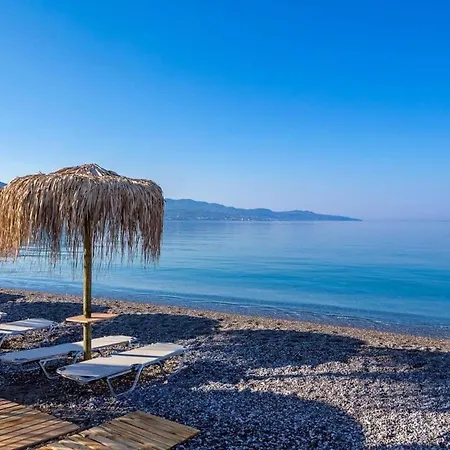 Avia's Seaside Hideaway With Lush Garden Αβία