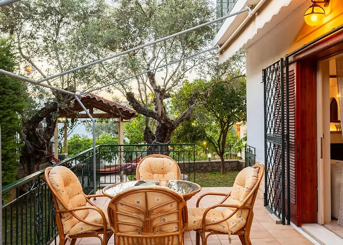 Avia's Seaside Hideaway With Lush Garden Avia